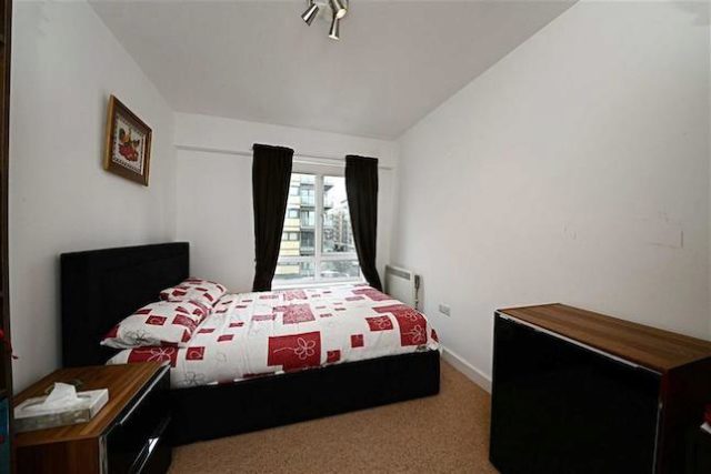  Image of 2 bedroom Flat to rent in Heritage Avenue London NW9 at Heritage Avenue, Colindale, London NW9