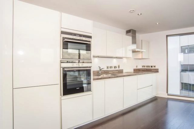  Image of 2 bedroom Flat to rent in Camden Road London NW1 at Camden Road, London NW1