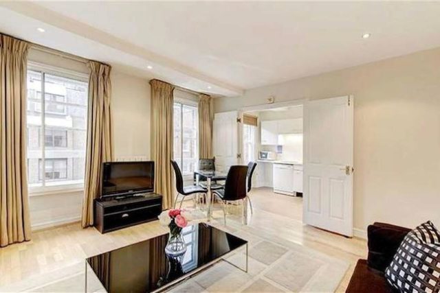  Image of 2 bedroom Flat to rent in Nottingham Place London W1U at Cedar House, 39-41 Nottingham Place, Marylebone, London W1U