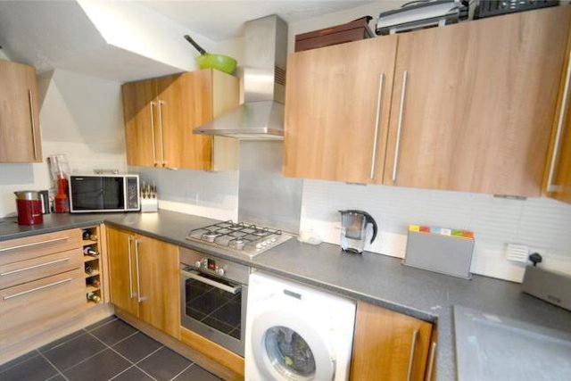  Image of 3 bedroom End of Terrace for sale in Elgin Road Addiscombe Croydon CR0 at Elgin Road, Croydon, Surrey CR0