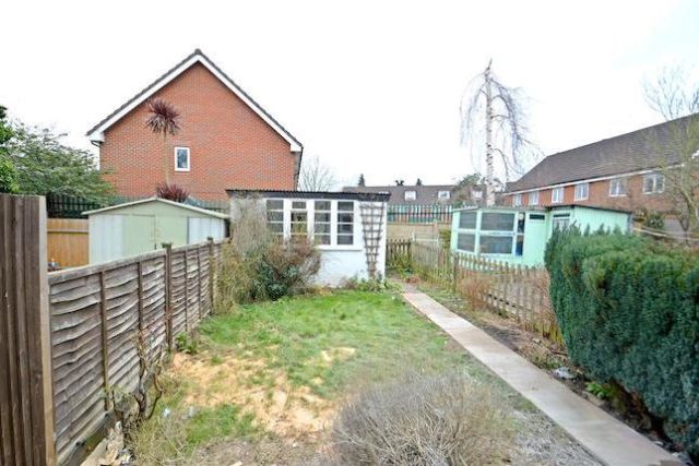  Image of 3 bedroom Property for sale in Kimberley Road Croydon CR0 at Kimberley Road, Croydon CR0