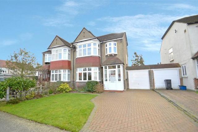  Image of 3 bedroom Semi-Detached house for sale in Greencourt Avenue Croydon CR0 at Greencourt Avenue, Croydon CR0