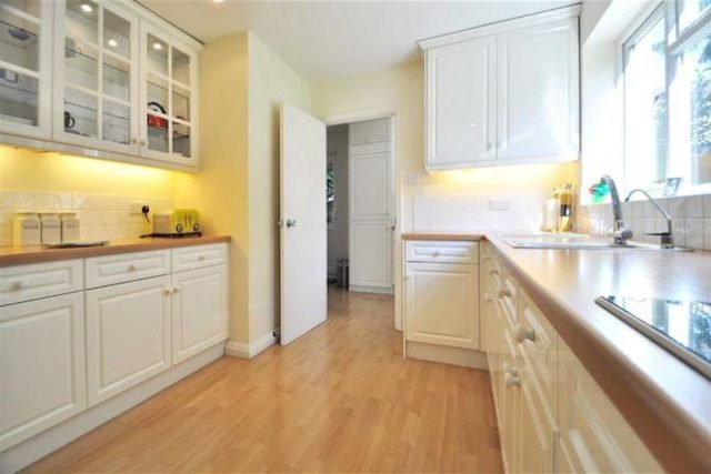  Image of 4 bedroom Detached house for sale in Aspen Copse Bromley BR1 at Aspen Copse, Bickley, Bromley BR1