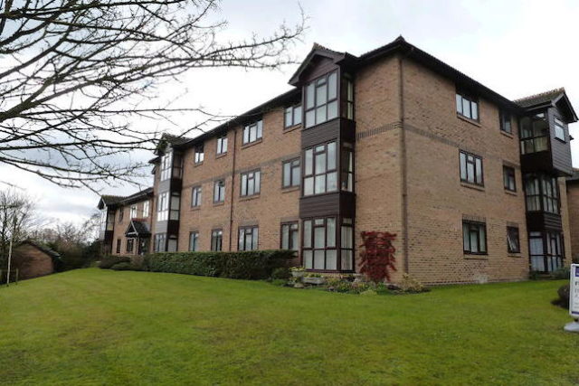  Image of 1 bedroom Flat for sale in St. Christophers Gardens Ascot SL5 at St Christophers Gardens, Ascot SL5