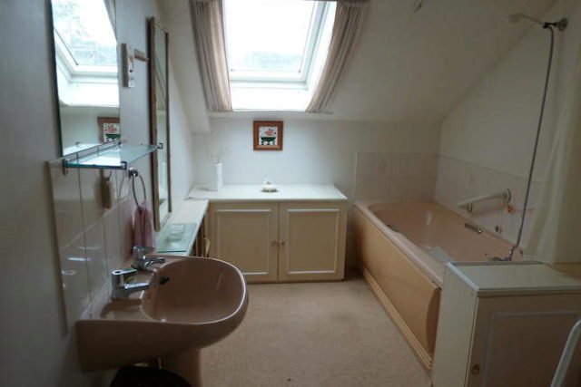  Image of 1 bedroom Flat for sale in St. Christophers Gardens Ascot SL5 at St Christophers Gardens, Ascot SL5