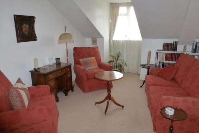  Image of 1 bedroom Flat for sale in St. Christophers Gardens Ascot SL5 at St Christophers Gardens, Ascot SL5