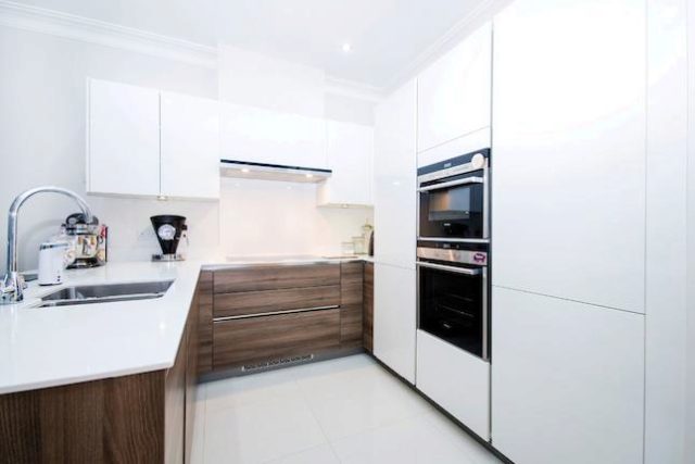  Image of 2 bedroom Flat to rent in West Hill London SW15 at West Hill, London SW15