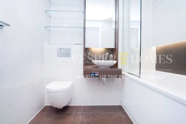  Image of 2 bedroom Flat to rent in City Road London EC1V at Lexicon Tower, 261 City Road, London EC1V