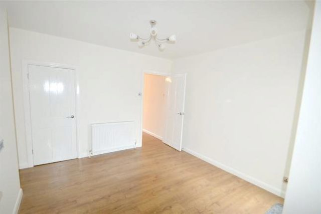  Image of 3 bedroom Semi-Detached house for sale in Exeter Road Addiscombe Croydon CR0 at Exeter Road, Addiscombe, Croydon CR0