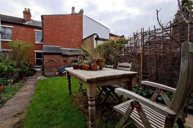  Image of 3 bedroom Terraced house for sale in Sidney Road London N22 at Sidney Road, Bowes Park, London N22
