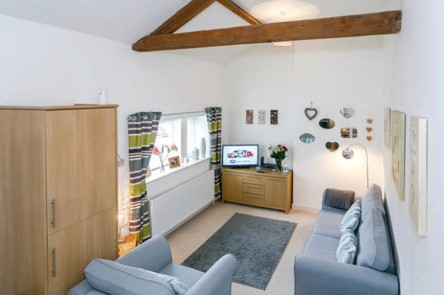  Image of 1 bedroom Terraced house for sale in Lowerhouses Lane Almondbury Huddersfield HD5 at Lowerhouses Lane, Huddersfield HD5