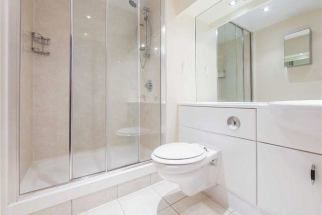  Image of 2 bedroom Flat to rent in Rotherhithe Street London SE16 at Pacific Wharf, London, London SE16