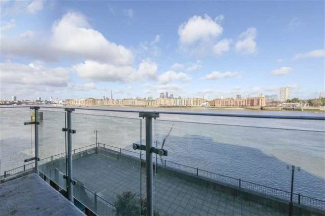  Image of 2 bedroom Flat to rent in Rotherhithe Street London SE16 at Pacific Wharf, London, London SE16