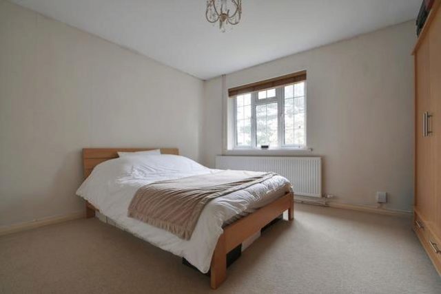  Image of 2 bedroom Maisonette for sale in Beckenham Grove Shortlands Bromley BR2 at Beckenham Grove, Shortlands, Bromley BR2