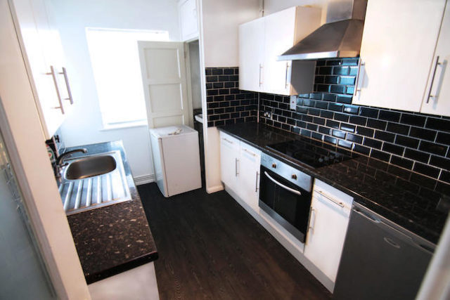  Image of 2 bedroom Maisonette to rent in Whitefoot Lane Bromley BR1 at Whitefoot Lane, Bromley BR1