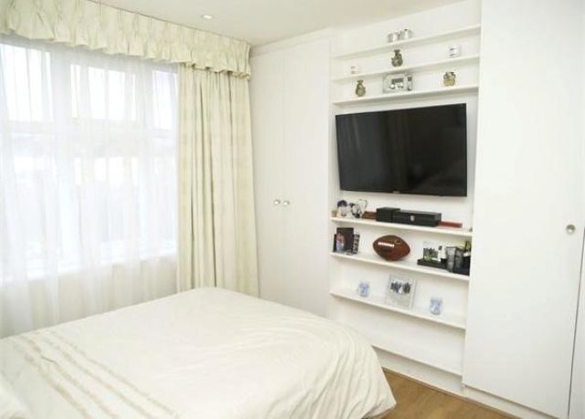  Image of 3 bedroom Semi-Detached house for sale in Belfield Road Ewell Epsom KT19 at Belfield Road, West Ewell, Epsom KT19