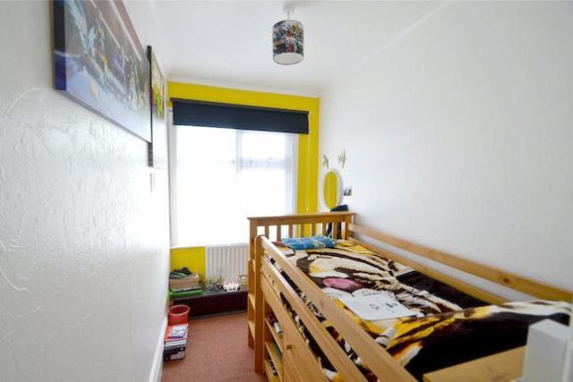  Image of 3 bedroom Terraced house for sale in Shirley Road Croydon CR0 at Maresfield, Chepstow Road, Croydon CR0