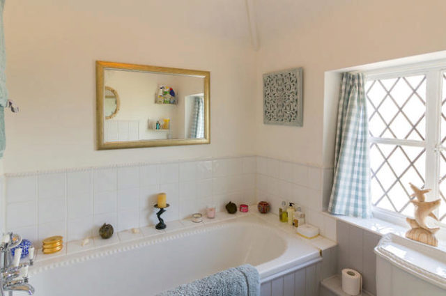  Image of 4 bedroom Detached house for sale in The Bramblings Rustington Littlehampton BN16 at The Bramblings, Littlehampton BN16