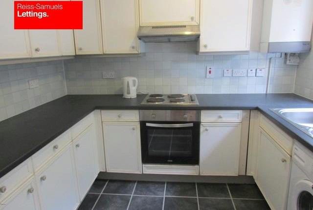  Image of 4 bedroom Terraced house to rent in Lockesfield Place London E14 at Lockesfield Place, Isle Of Dogs E14, London,