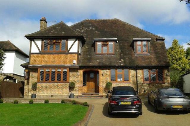  Image of 5 bedroom Detached house for sale in Yester Park Chislehurst BR7 at Yester Park, Chislehurst BR7