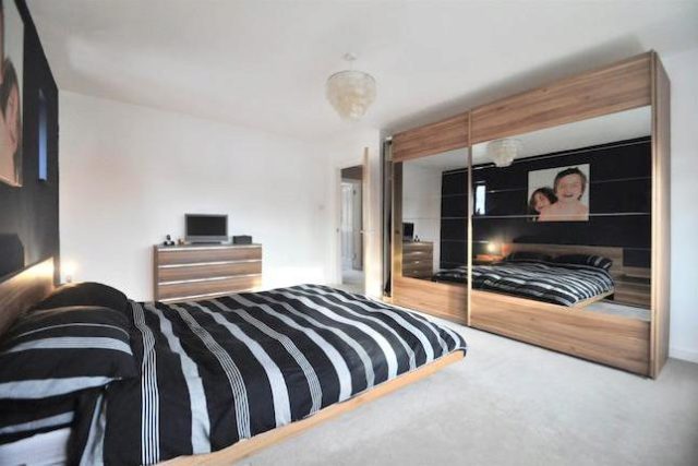  Image of 5 bedroom Detached house for sale in Yester Park Chislehurst BR7 at Yester Park, Chislehurst BR7