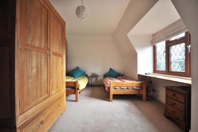  Image of 5 bedroom Detached house for sale in Yester Park Chislehurst BR7 at Yester Park, Chislehurst BR7