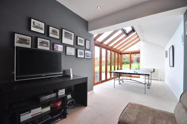  Image of 5 bedroom Detached house for sale in Yester Park Chislehurst BR7 at Yester Park, Chislehurst BR7