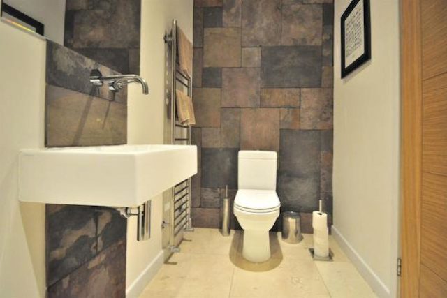  Image of 5 bedroom Detached house for sale in Yester Park Chislehurst BR7 at Yester Park, Chislehurst BR7
