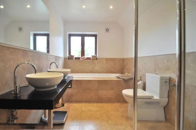  Image of 5 bedroom Detached house for sale in Yester Park Chislehurst BR7 at Yester Park, Chislehurst BR7