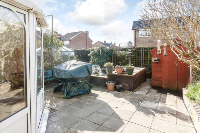  Image of 5 bedroom Detached house for sale in Gawain Grove Stretton Burton-on-Trent DE13 at Gawain Grove, Burton-On-Trent DE13