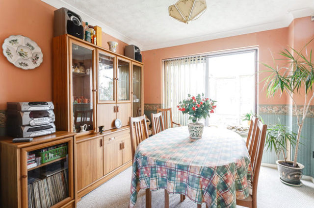  Image of 5 bedroom Detached house for sale in Gawain Grove Stretton Burton-on-Trent DE13 at Gawain Grove, Burton-On-Trent DE13