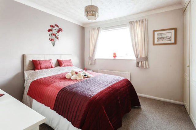  Image of 5 bedroom Detached house for sale in Gawain Grove Stretton Burton-on-Trent DE13 at Gawain Grove, Burton-On-Trent DE13