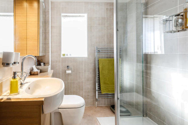  Image of 5 bedroom Detached house for sale in Gawain Grove Stretton Burton-on-Trent DE13 at Gawain Grove, Burton-On-Trent DE13