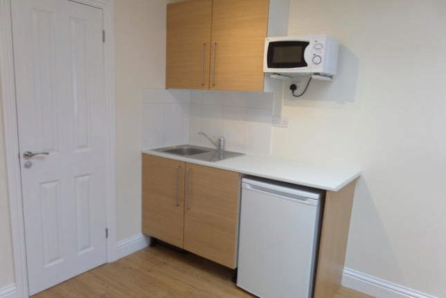  Image of Studio flat to rent in Sixth Avenue Hayes UB3 at Sixth Avenue, Hayes UB3