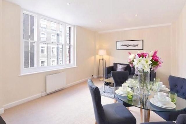  Image of 1 bedroom Flat to rent in Hill Street London W1J at Hill Street, London W1J