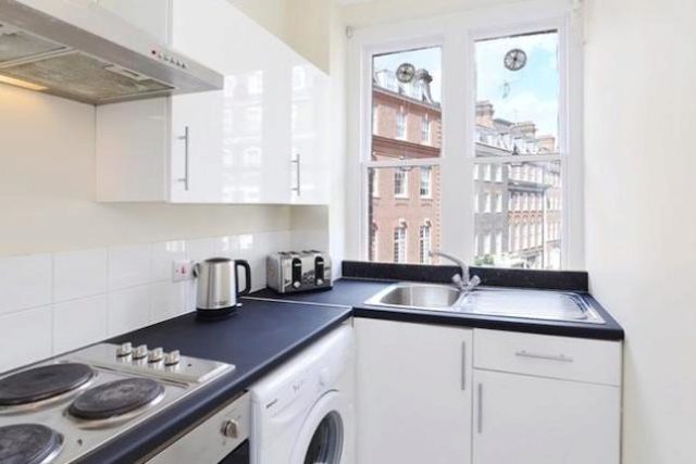  Image of 1 bedroom Flat to rent in Hill Street London W1J at Hill Street, London W1J