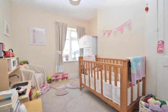  Image of 2 bedroom End of Terrace for sale in Palmerston Road Farnborough Orpington BR6 at Palmerston Road, Farnborough, Orpington BR6