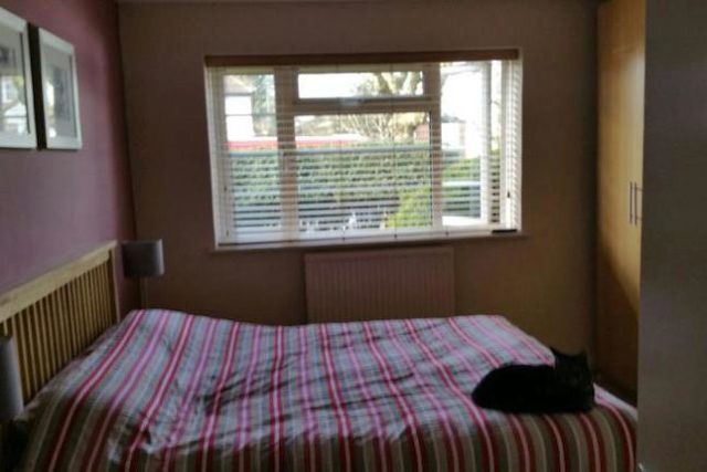  Image of 2 bedroom Flat to rent in Grove Close Avenue Road London N14 at Grove Close, Avenue Road, London N14