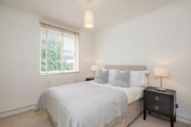  Image of 2 bedroom Flat to rent in Fulham Road London SW3 at Fulham Road, London SW3