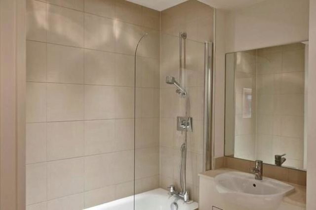  Image of 2 bedroom Flat to rent in Fulham Road London SW3 at Fulham Road, London SW3