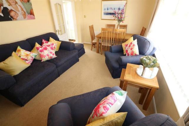  Image of 3 bedroom Detached house for sale in Purbeck Road Rushden NN10 at Purbeck Road, Rushden NN10