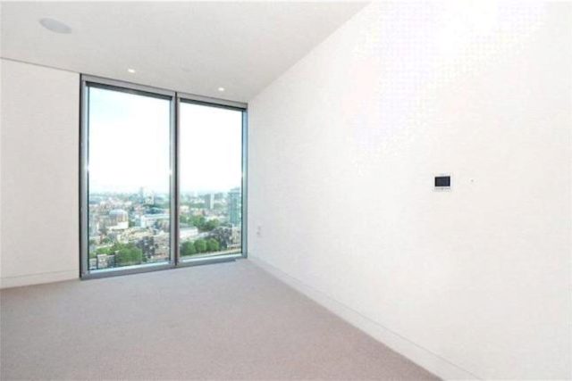  Image of 3 bedroom Flat to rent in St. George Wharf London SW8 at St. George Wharf, London SW8