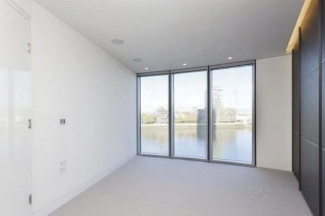  Image of 3 bedroom Flat to rent in St. George Wharf London SW8 at St. George Wharf, London SW8