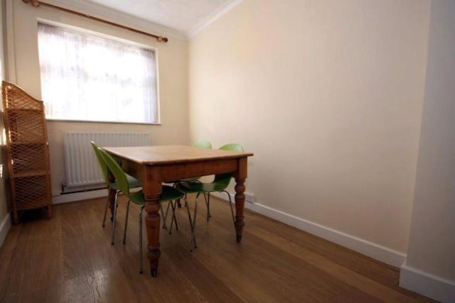  Image of 3 bedroom Semi-Detached house to rent in Parsonage Street London E14 at Parsonage Street, Canary Wharf E14