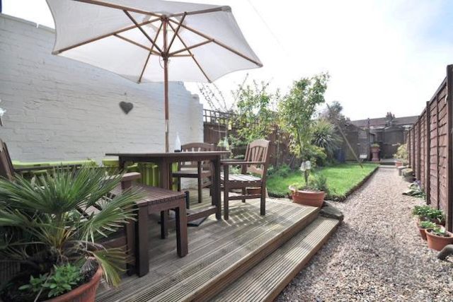  Image of 3 bedroom Terraced house for sale in Green Lane Chislehurst BR7 at Green Lane, Chislehurst BR7
