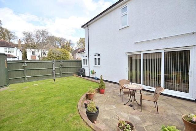  Image of 4 bedroom Detached house for sale in Elm Grove Orpington BR6 at Elm Grove, Orpington BR6