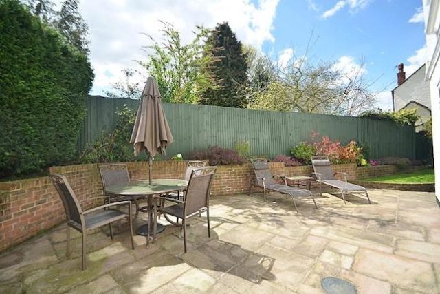  Image of 4 bedroom Detached house for sale in Elm Grove Orpington BR6 at Elm Grove, Orpington BR6