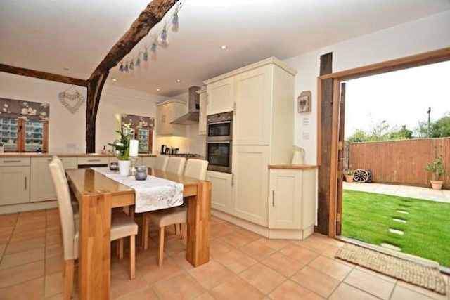  Image of 4 bedroom Detached house for sale in Loxwood Close Orpington BR5 at Loxwood Close, Orpington BR5