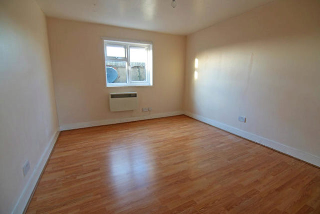  Image of 4 bedroom Duplex to rent in Nunhead Lane London SE15 at Nunhead Lane, Nunhead SE15