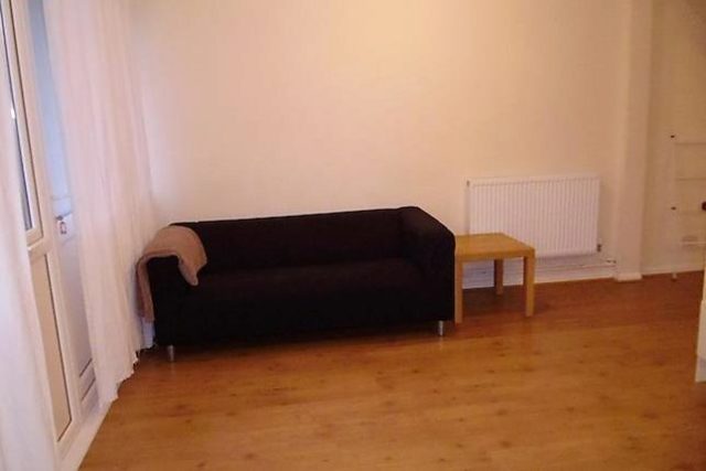  Image of 4 bedroom Duplex to rent in Cooks Road London SE17 at Cooks Road, Kennington/Oval SE17